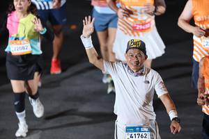 BIB: 22082, 2945, 41762
                            <button type="button" onclick="openModal(23090667)" class="btn btn-primary btn-sm float-right btn-popup" data-toggle="modal" data-target=".modal-high-quality">
                        <i class="fas fa-shopping-cart"></i> Add to Cart
                    </button>
                                            <button type="button" onclick="isThisMe(23090667, true)" class="btn btn-success btn-sm float-right btn-popup btn-isme hidden" data-toggle="tooltip" data-placement="bottom" title="นี่คือรูปของคุณใช่ไหม คลิกที่นี่เพื่อเอาเข้าอัลบั้ม">
                        <i class="fas fa-plus"></i> Add to album
                    </button>
                    <button type="button" onclick="isThisMe(23090667, false)" class="btn btn-warning btn-sm float-right btn-popup btn-isnotme hidden">
                        <i class="fas fa-ban"></i> Remove from album
                    </button>